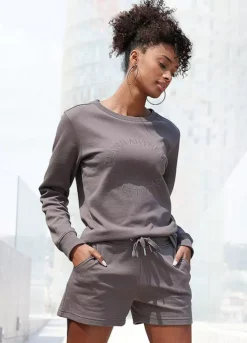 Bench Logo Embroidered Sweat Shorts -Sunbeach Style Shop Bench Logo Embroidered Sweat Shorts22895157FRSP W02