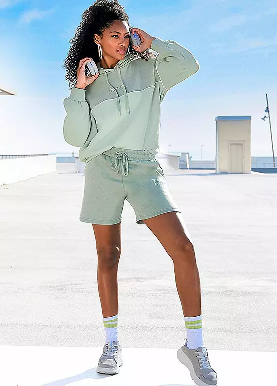 Bench Wide Leg Logo Print Shorts 3 Bench Wide Leg Logo Print Shorts - Image 3