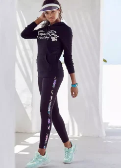 KangaROOS Embroidered Hoodie 7 KangaROOS Embroidered Hoodie -Sunbeach Style Shop KangaROOS Embroidered Hoodie61001426FRSP W01