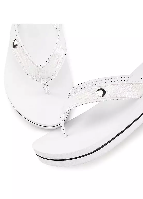 Venice Beach Water-Repellent Flip Flops 2 Venice Beach Water-Repellent Flip Flops - Image 2