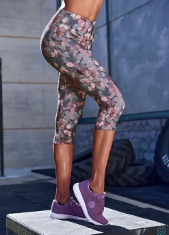 Active By LASCANA Printed Capri Leggings